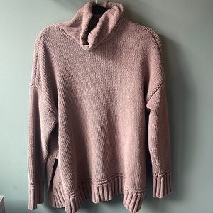 Aerie Oversized Brown Turtleneck Size: S